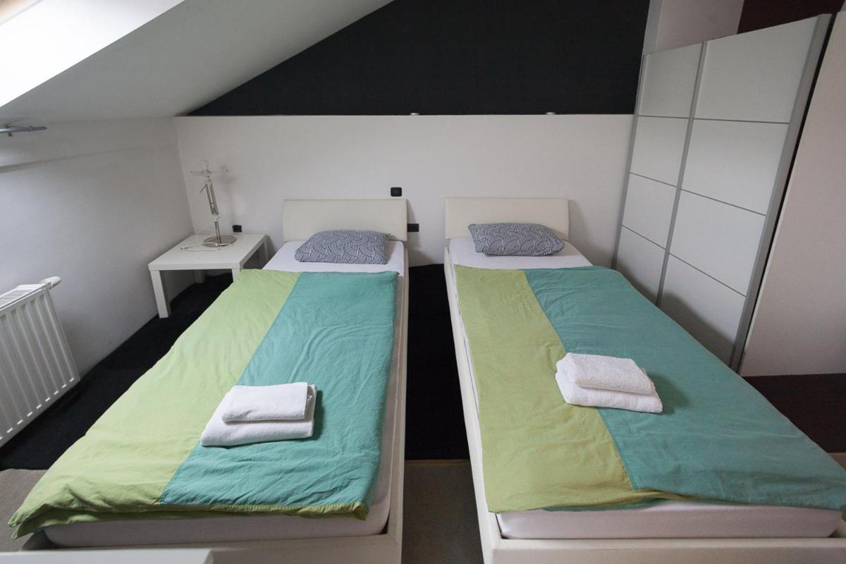 Centar W Hotel Eszék Kültér fotó